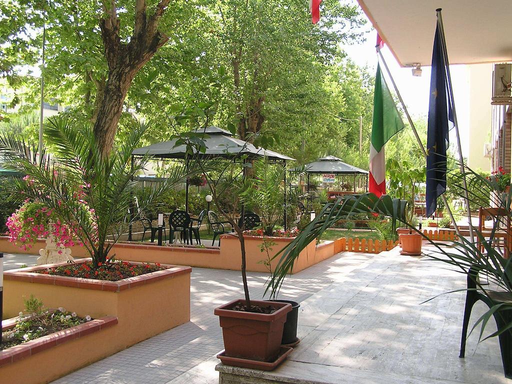 צ'סנטיקו Villaggio Accademia מראה חיצוני תמונה