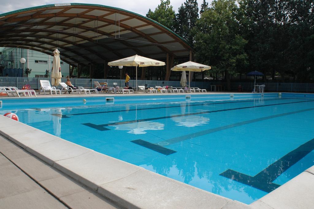 צ'סנטיקו Villaggio Accademia מראה חיצוני תמונה